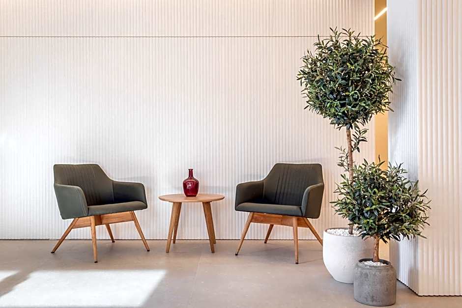 Aerohotel Barcelona Airport 24h