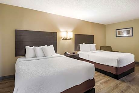 Queen Suite with Two Queen Beds - Non-Smoking