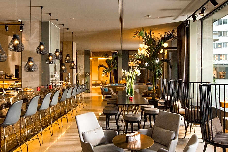 Best Western Premier Hotel Slon