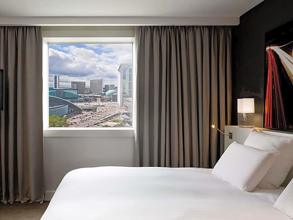Pullman Paris La Defense
