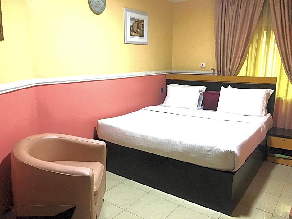 Sweet Savor Hotels & Suites