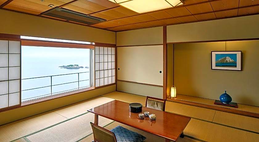 Hotel Urashima