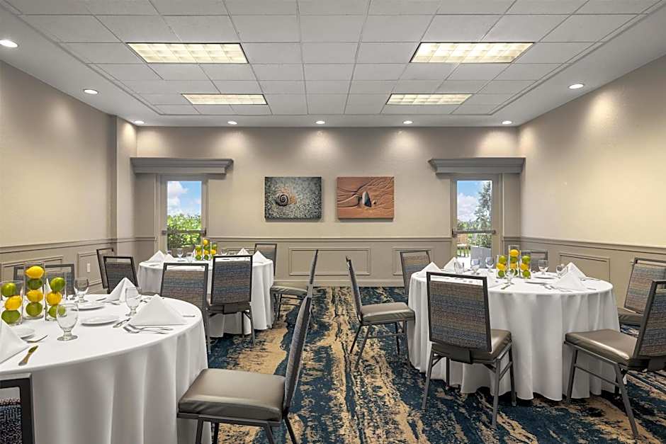 DoubleTree Suites By Hilton Melbourne Beach Oceanfront