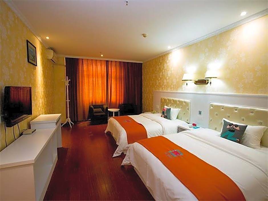 Pai Hotel Huai'an Jinhu Huanyu Square