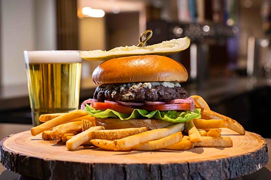 DoubleTree By Hilton Hotel San Francisco Airport