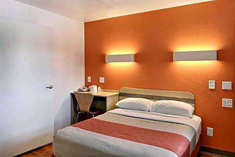 Double Room - Non-Smoking