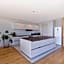 Amara 2 -Designer Penthouse with Solar Power