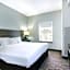 Clarion Pointe Charleston - West Ashley