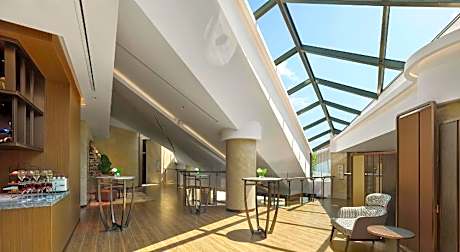 DoubleTree by Hilton Yantai Golden Coast Hotel & Suites