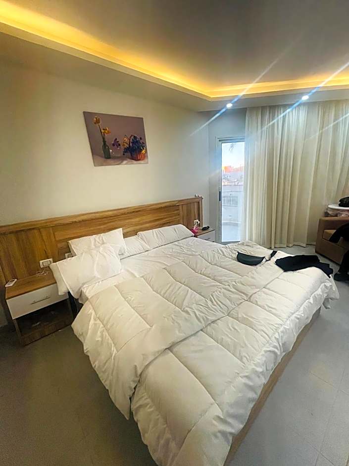 The Comfortable palace