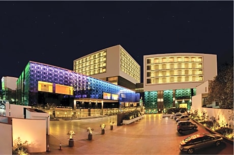 Orange Megastructure LLP 