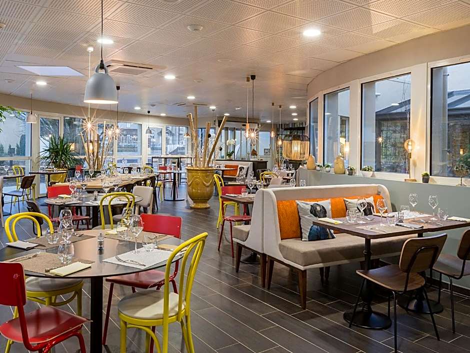 Best Western La Porte des Chateaux