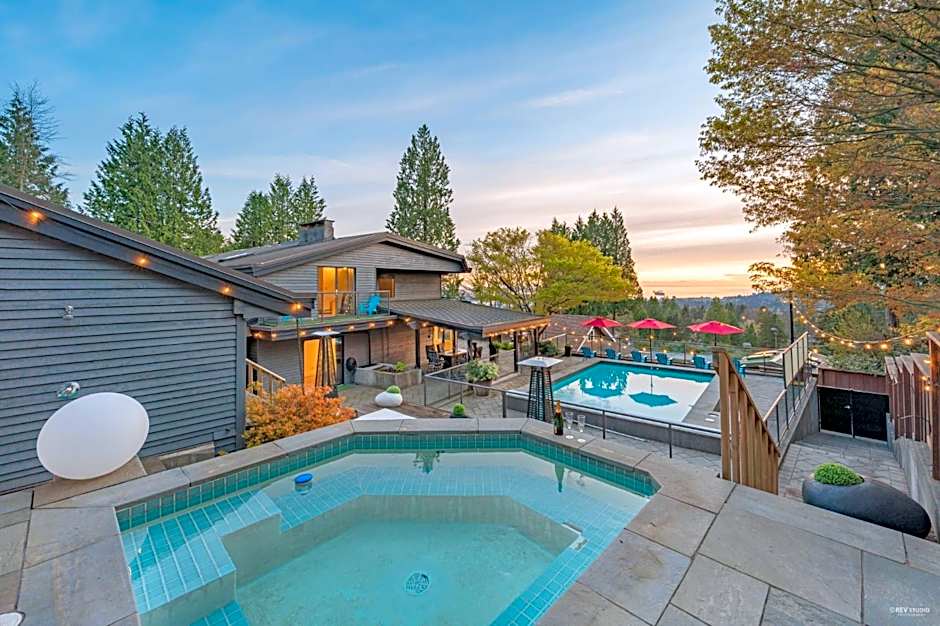 Seymour Private Bedroom, Ensuite Bathroom with Shared Pool, Hot Tub with Views