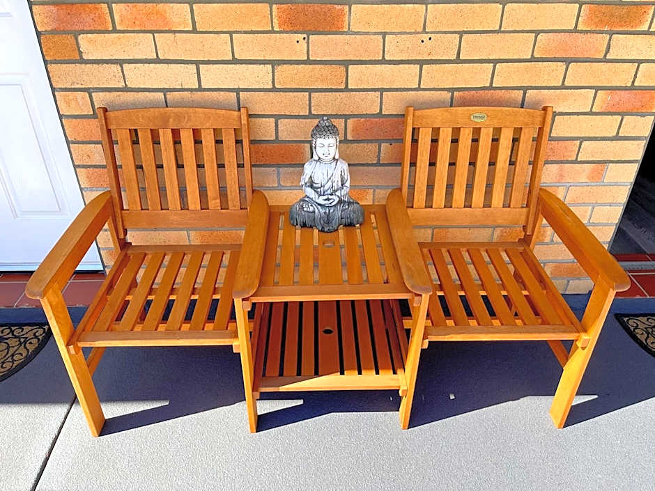 Squatters Homestead Motel