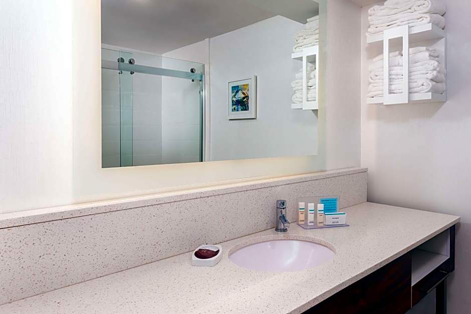 Hampton Inn By Hilton Salisbury
