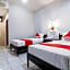 OYO 2411 Taman Mekar Beach Inn 2