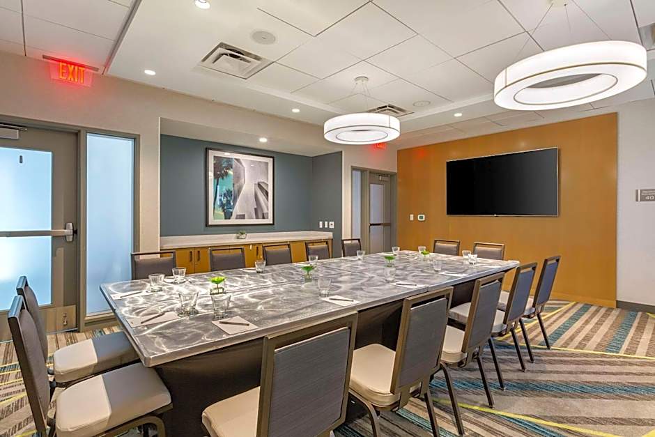 Cambria Hotel LAX