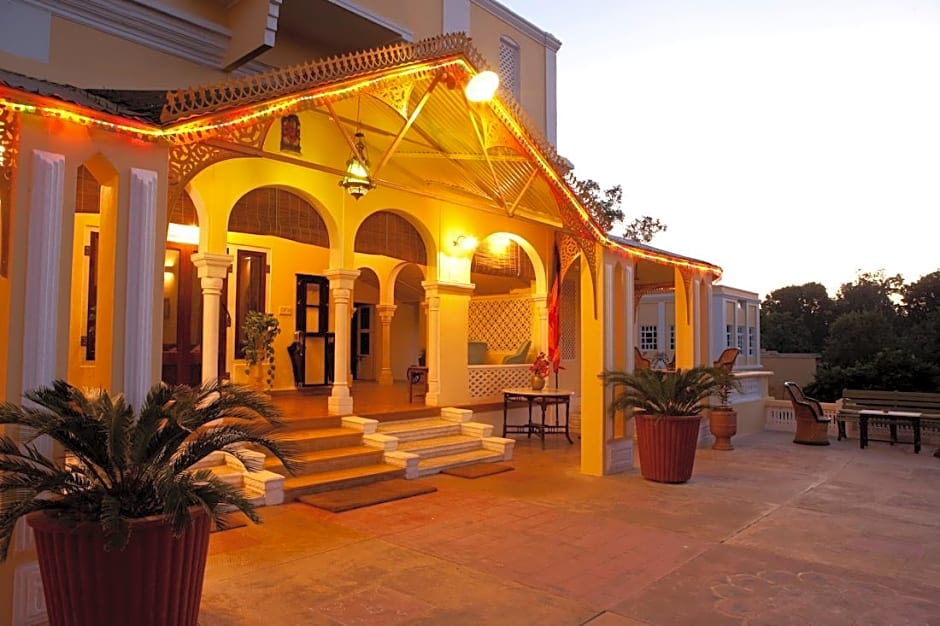 Roop Niwas Kothi Hotel