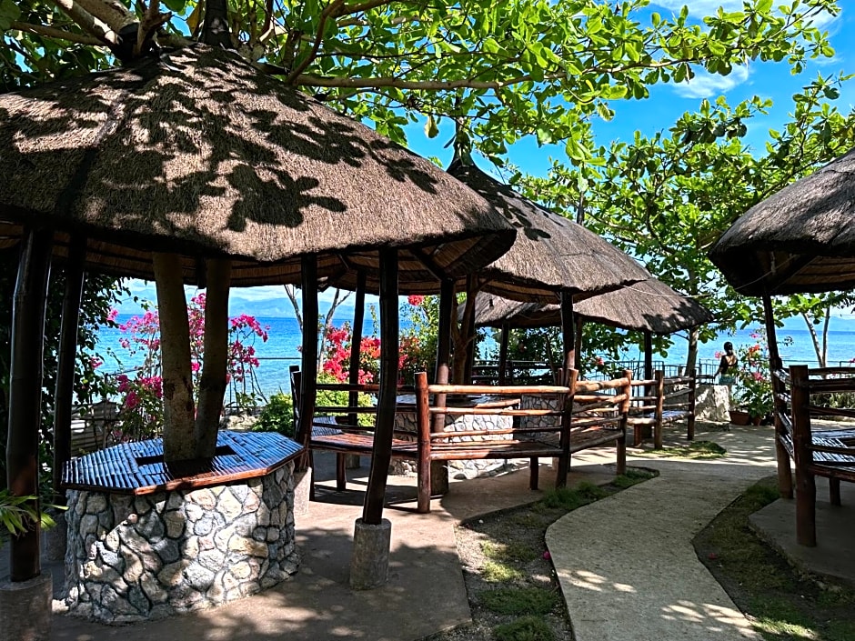 Nanay Eustiquia Beach Resort