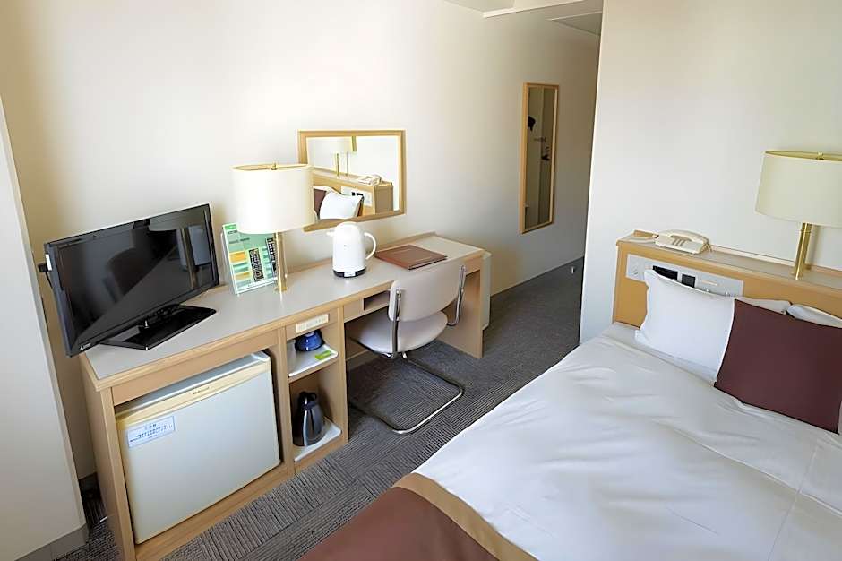 Shin-Osaka Sunny Stone Hotel