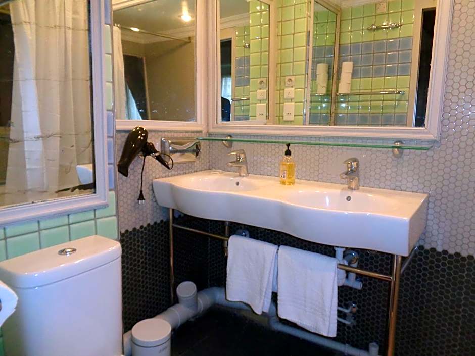 Hôtel les Degrés de Notre Dame