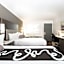 Rodeway Inn San Jose HWY-101 Tully Rd Exit