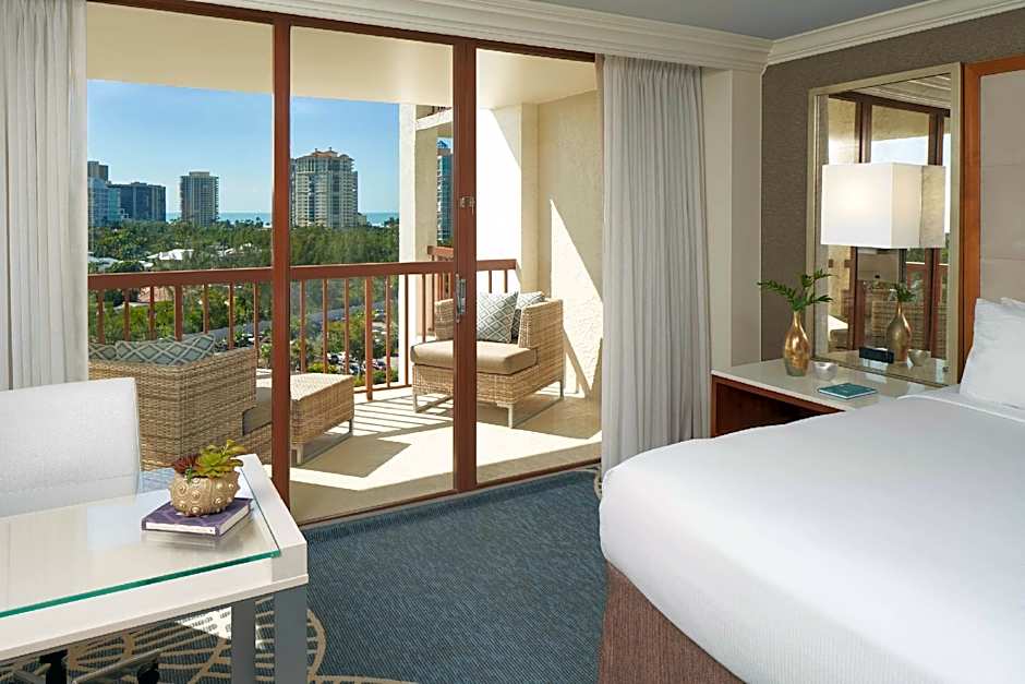 Photo 1 of 4 of Signature 1 King Bed, Accessible, Gulf View