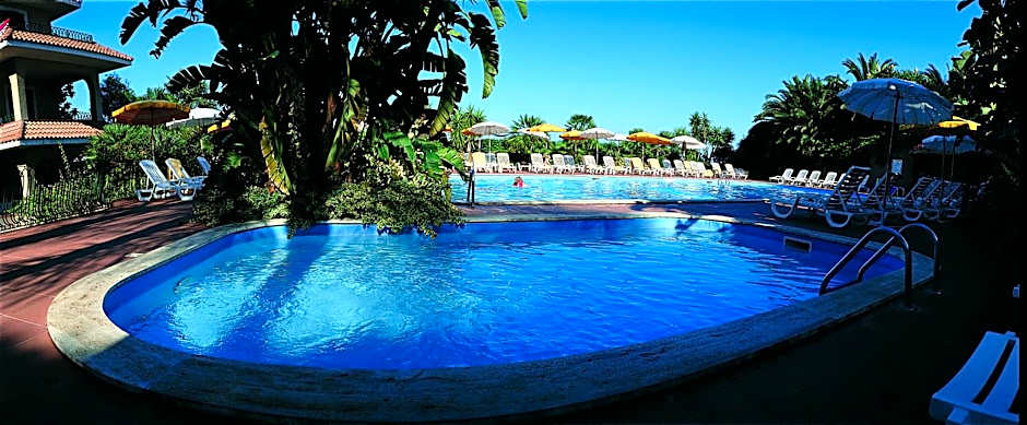 Hotel Caparena