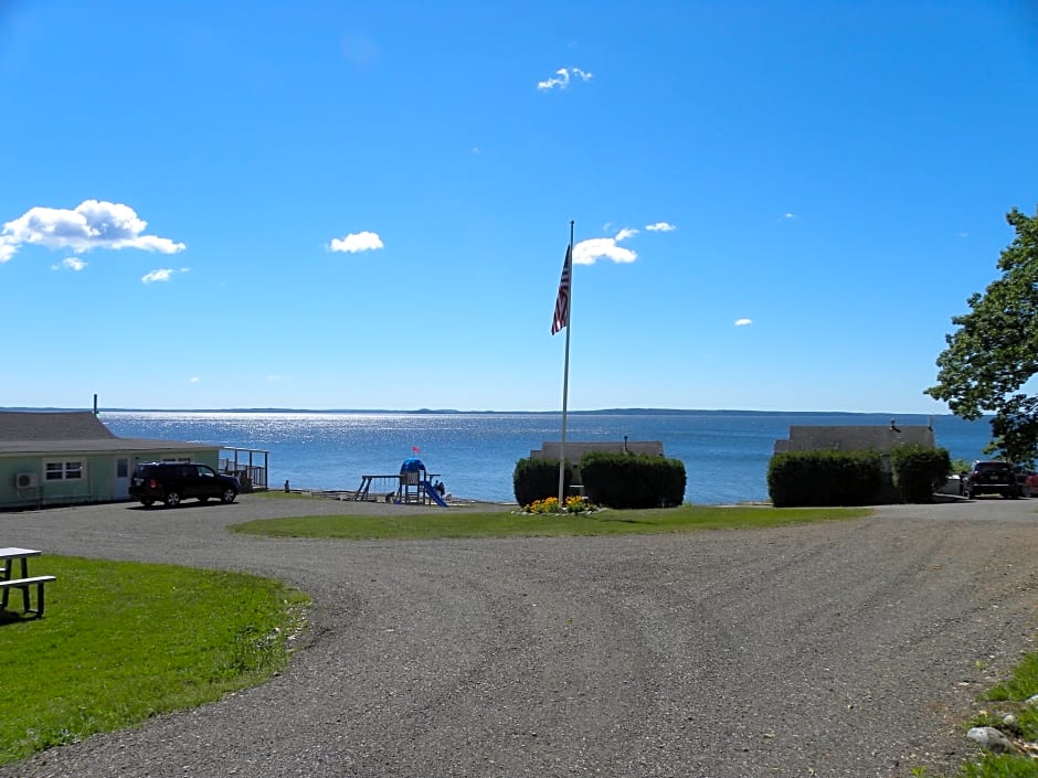 Colonial Gables Oceanfront Village