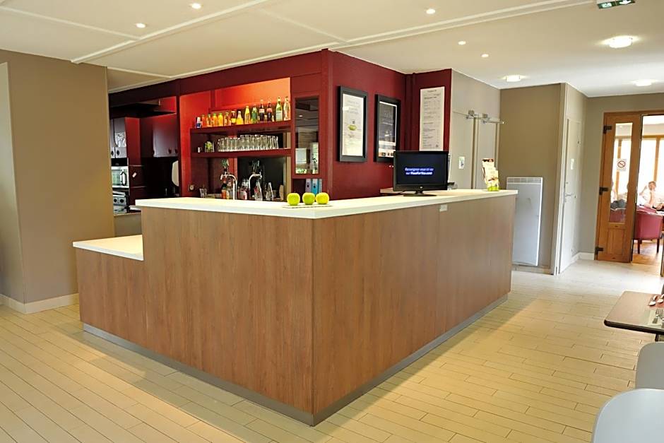 Campanile Nancy Est - Essey