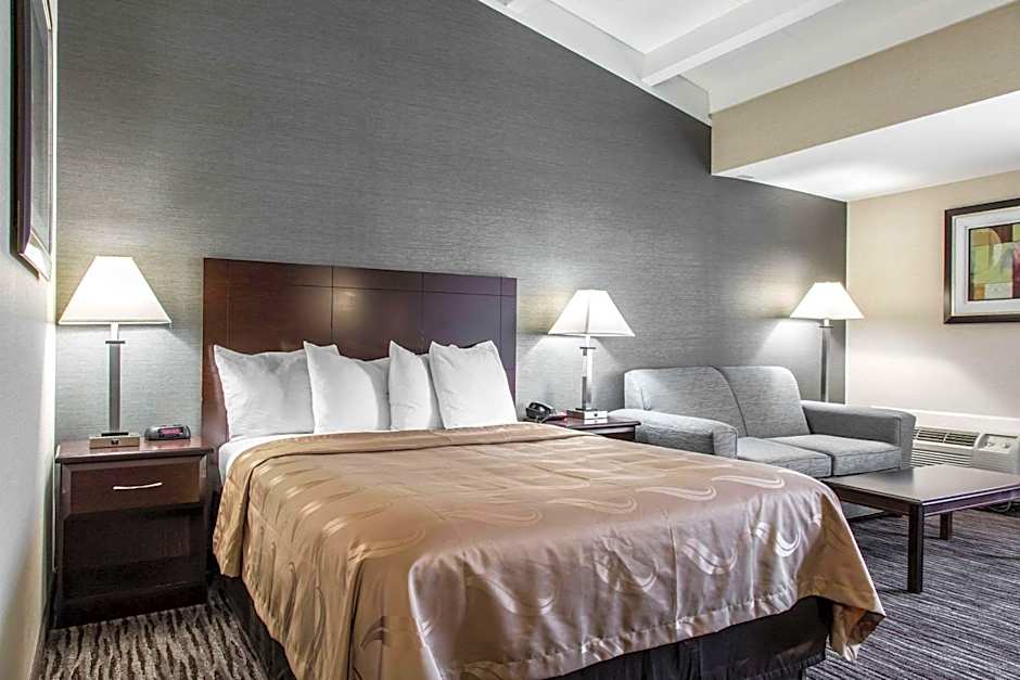 Quality Inn & Suites Danbury near University