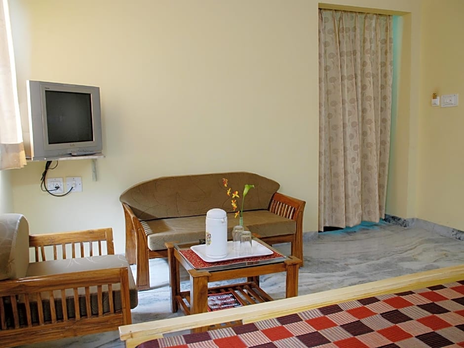 Hotel Sugandh Retreat