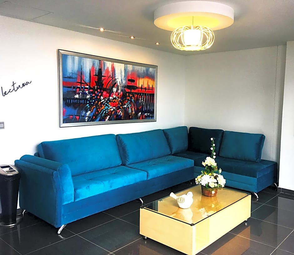 Luma Plaza Hotel