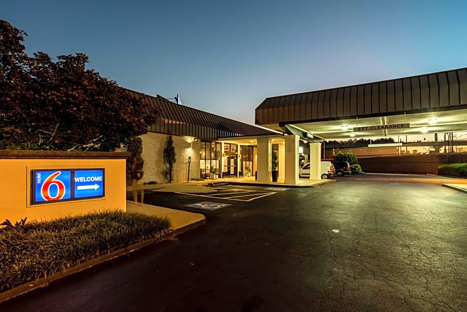Motel 6-Marietta, GA - Atlanta Northwest