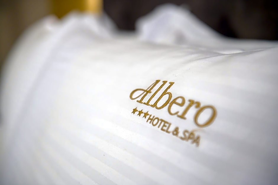 Álbero Hotel