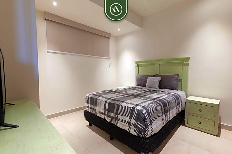 Brand New 2 BR Condo with Amazing Rooftop Pool