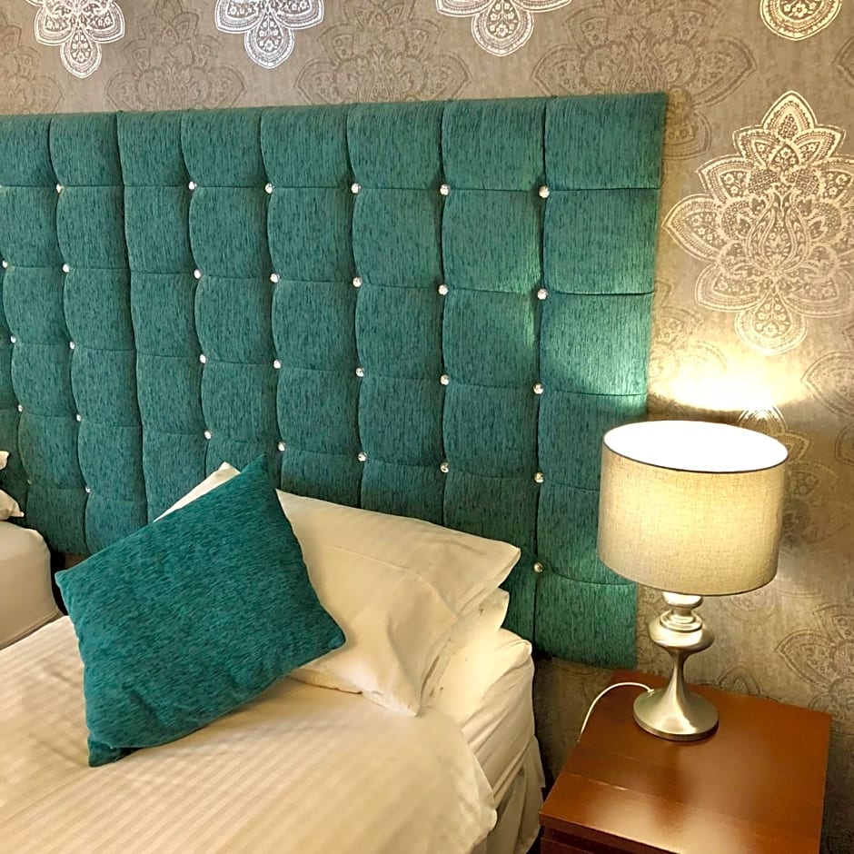 Best Western Compass Inn