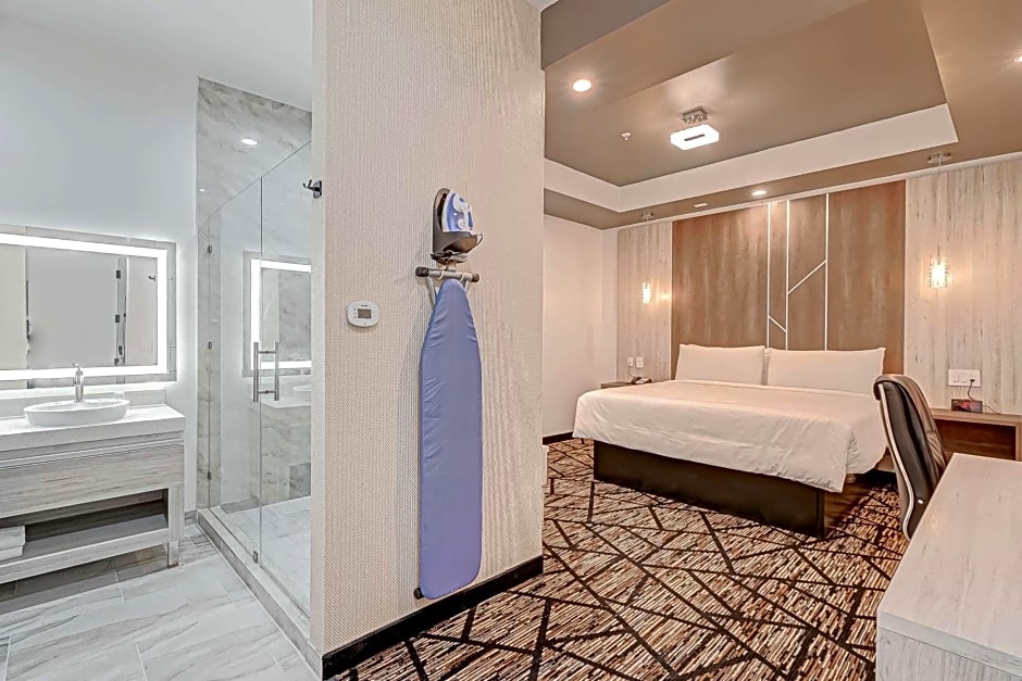 SureStay Hotel by Best Western Houston Southeast