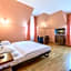 Hotel Caroline
