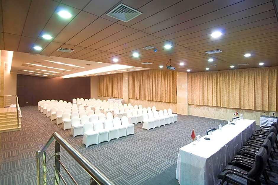Swiss Inn Teda Hotel & Aqua Park