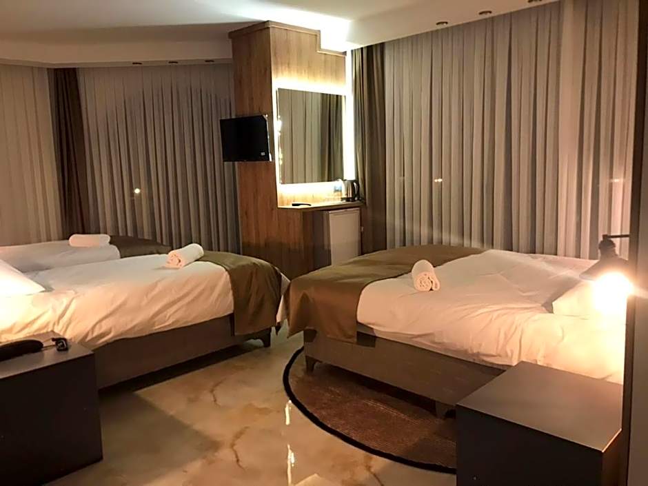 Pars Palas Hotel