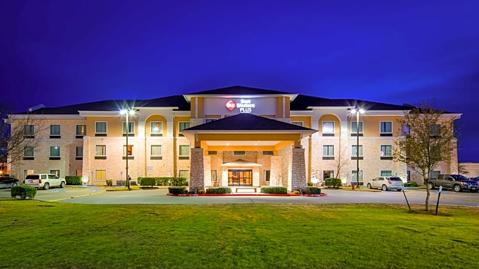 BEST WESTERN PLUS Christopher Inn and Suites