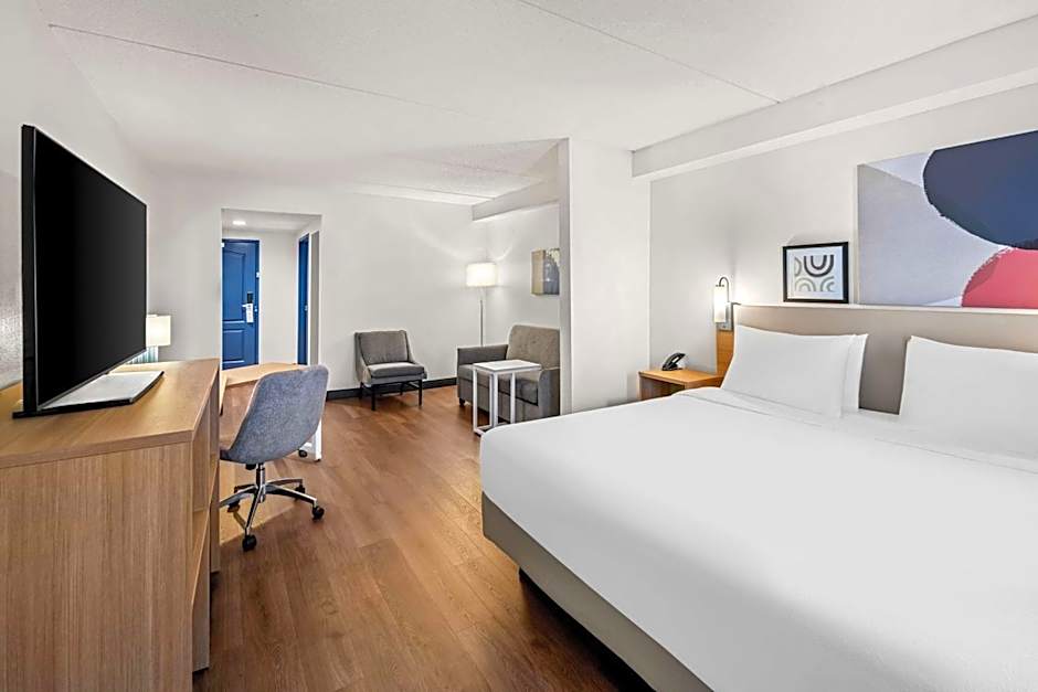 Spark by Hilton Woodbridge