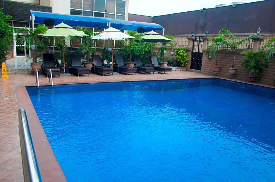 Swiss International D' Palm Airport