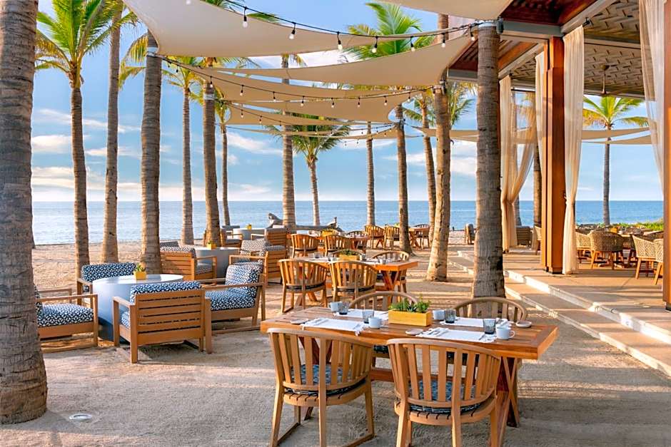 Conrad Punta de Mita