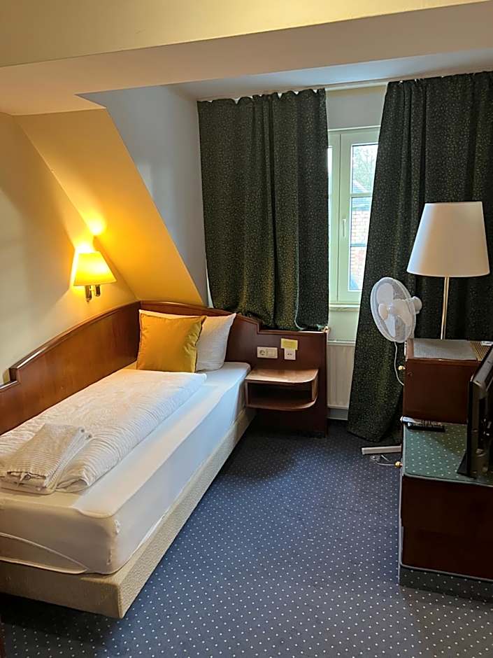 Hotel am Schloss - Frankfurt an der Oder