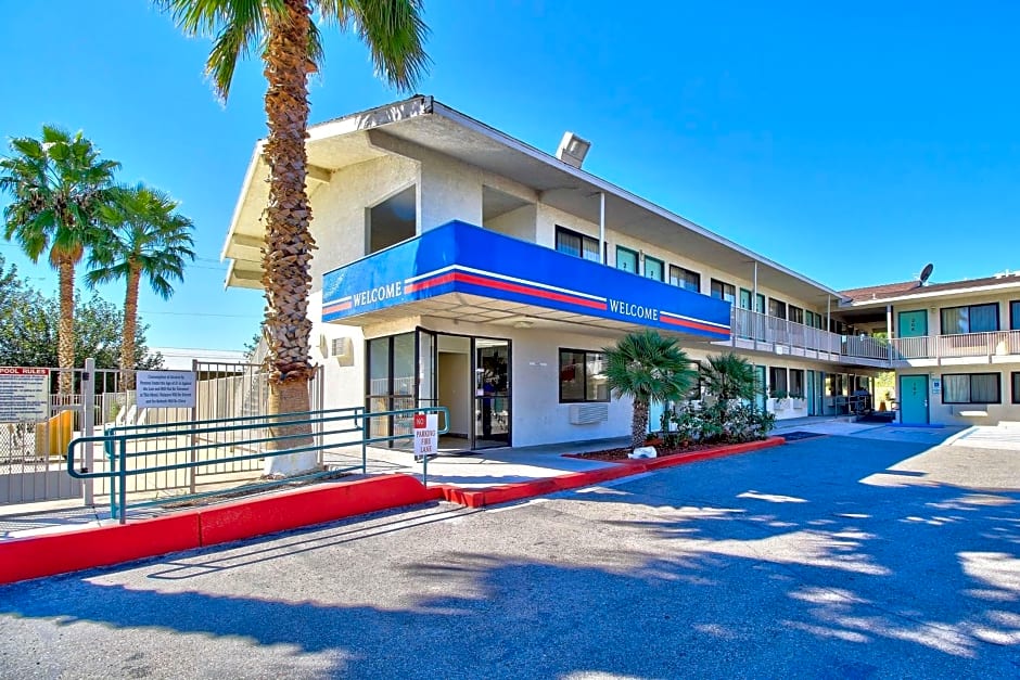 Motel 6-Nogales, AZ - Mariposa Road