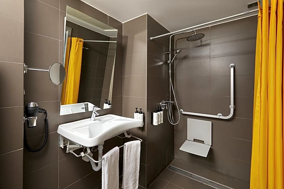 voco Madrid Retiro By IHG