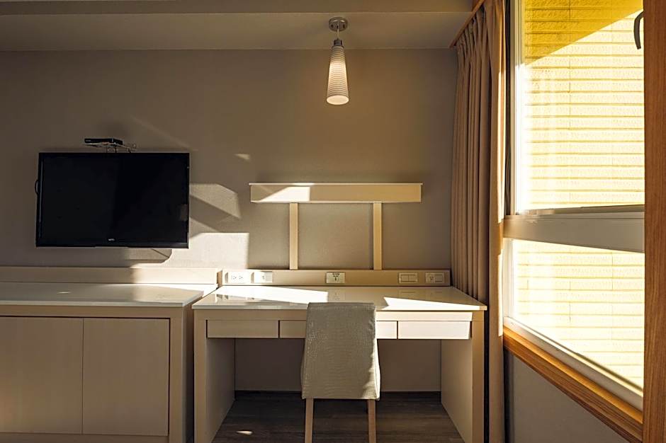 Kindness Hotel-Kaohsiung Guang Rong Pier