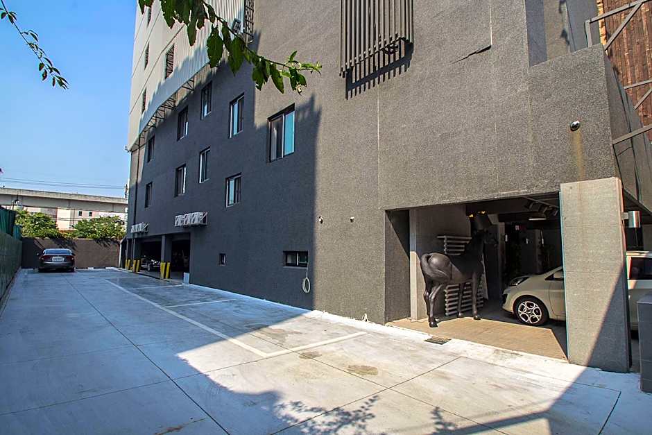 Hi Design Hotel